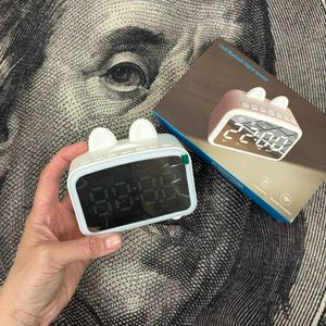 Настольные многофункциональные часы с Bluetooth-подключением