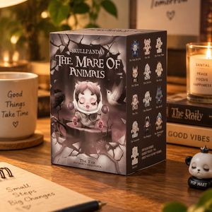 Фигурка POP MART Skull Panda's The Dream Eater, слепая коробка