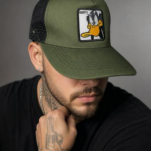 Кепка, бейсболка с Даффи Даком из коллекции Capslab Looney Tunes